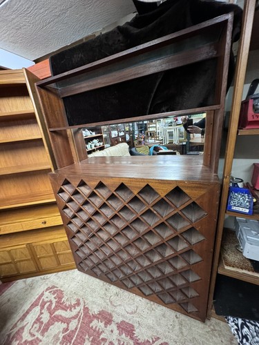 Large antique wine rack - large,