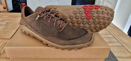 Vivobarefoot tracker - vivobarefoot,