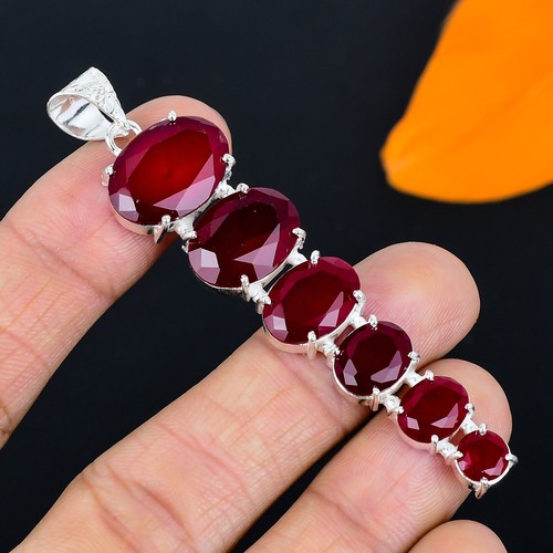 Kashmir red ruby gemstone - red,