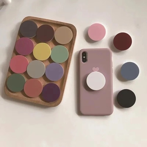 Pop out socket holder - socket, selfie