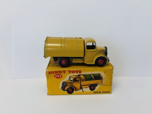 Dinky toys 252 refuse - toys,