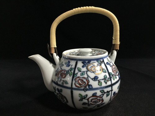 L0466 japanese porcelain tea - japanese,