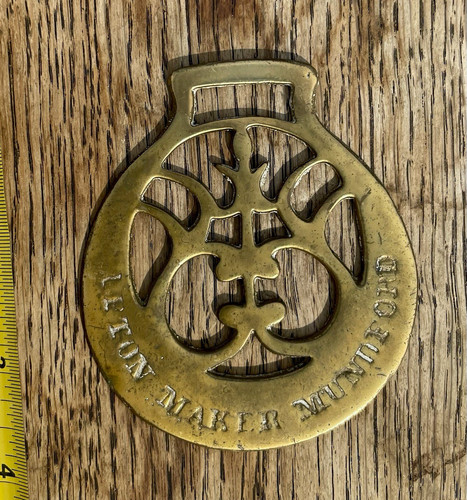 Antique leyton maker mundford - leyton,