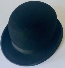 BLACK BOWLER / DERBY STYLE