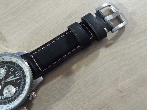 Black leather pilot watch - black,