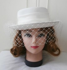 Vintage 1980's Lt Cream