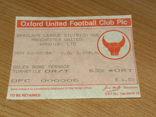 TICKET 1987/88 Oxford Utd v Manchester United League - RARE Red