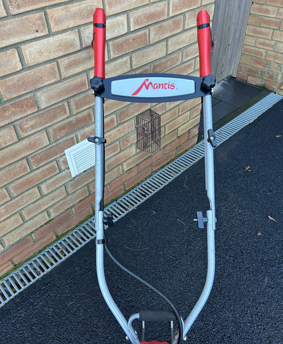 Mantis tiller deluxe full - deluxe,