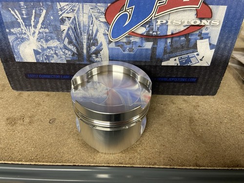 Ford crossflow pistons 81mm - ford,