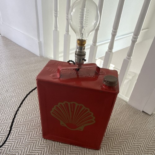 Shell red advertising metal - red,
