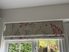 Blinds to Go Floral Roman Blind 117cm x 97cm - Perfect Condition (x2 for sale)