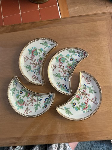 Antique crescent side - side, salad