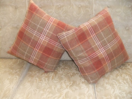 Laura ashley 100 - 100%, wool