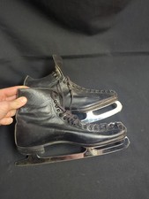 Spalding Size 9 & 1/2 Ice