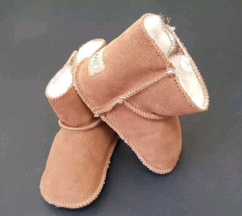 Ewe born baby shoes - born, gumbies