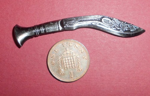 Scale gurkha kukri - scale,