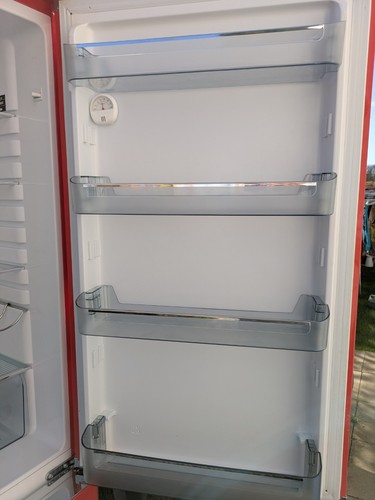 Swan retro fridge - swan,