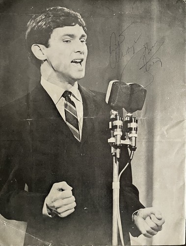 Hand signed gene pitney - hand, status