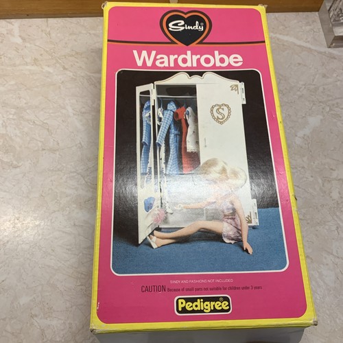 Sindy wardrobe 44502 box only - sindy,