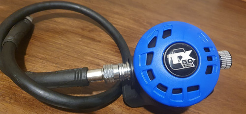 Apeks tx50 diving regulator - apeks,