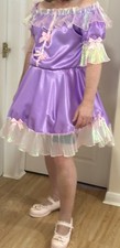 Lilac satin of shoulder