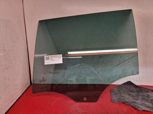 Bmw series glass rear - 3,