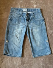 True 2u Knee Shorts Size 10