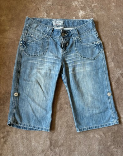 True knee shorts size - true, 10