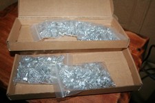 200PCS SHELF BRACKET PEGS SHELF SUPPORT PEGS FURNITURE SHELF PINS KIT CUPBOARD