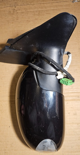 Beetle driveside right wing - vw,