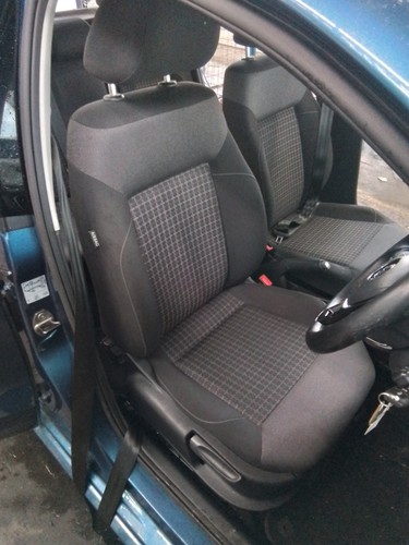 Front seat volkswagen polo - rh,