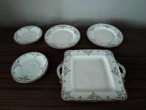 Delphine bone china - white, gold