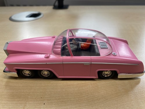 Corgi thunderbirds fab lady - corgi, 1