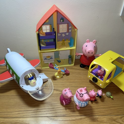 Peppa pig family - family, home