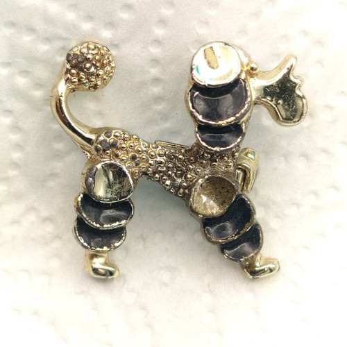 Poodle dog brooch - dog, ~1.25"