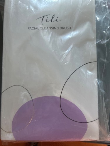 Tili facial cleansing brush - facial,