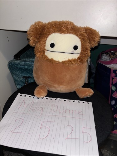 Benny sparkle squishmallow