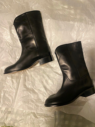 Chanel black leather mid calf - leather, mid-calf
