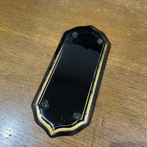 Black ceramic door - finger, push