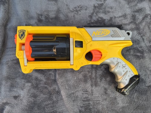 Nerf gun strike - gun, maverick