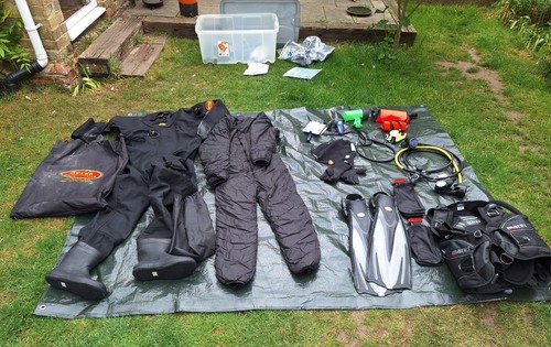 Scuba diving equipment - scuba,