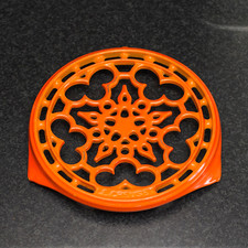 Le Creuset Cast Iron Deluxe