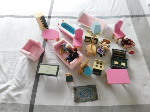Dolls house bundle - dolls,