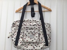 KIPLING VERY LARGE CREAM WITH