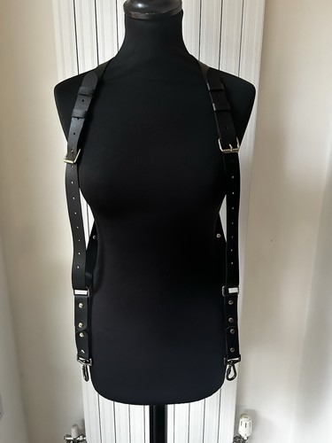 Black adjustable harness style - black,