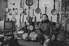 British antique dealer banjo