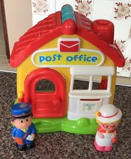 ELC Happyland Post Office Playset with 2 Figures - Makes Sounds