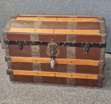 Victorian Dome Top Travel