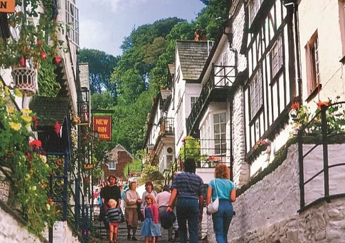 Clovelly devon 1000 piece - 1000,