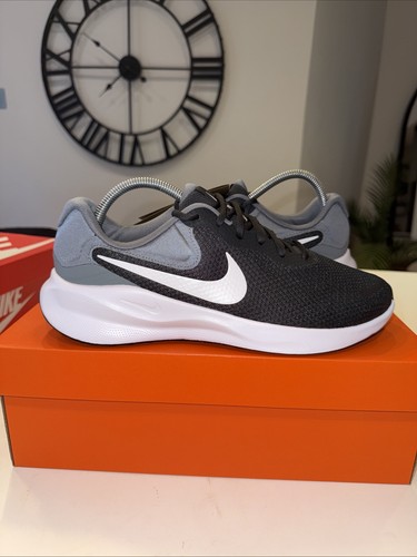 Nike revolution anthracite - 7,
